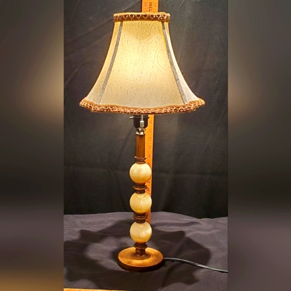 Table lamp with shade
